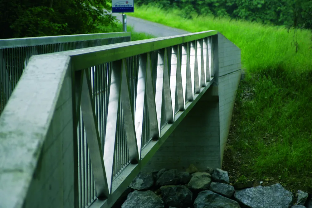 Toolbridge® – Covered aluminium bridge