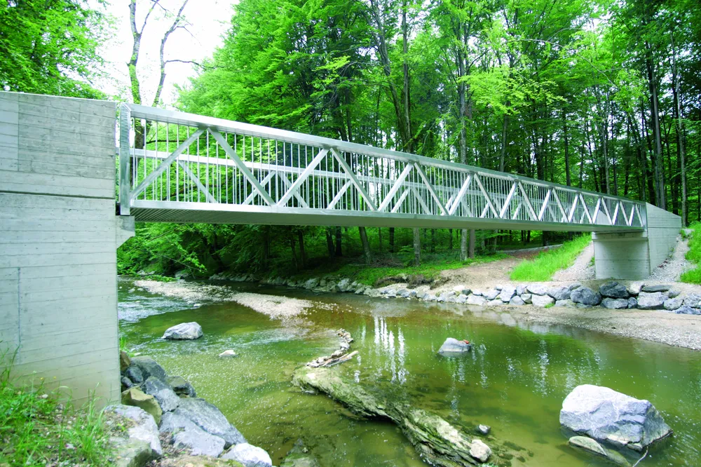 Toolbridge® – Pedestrian bridge with large span